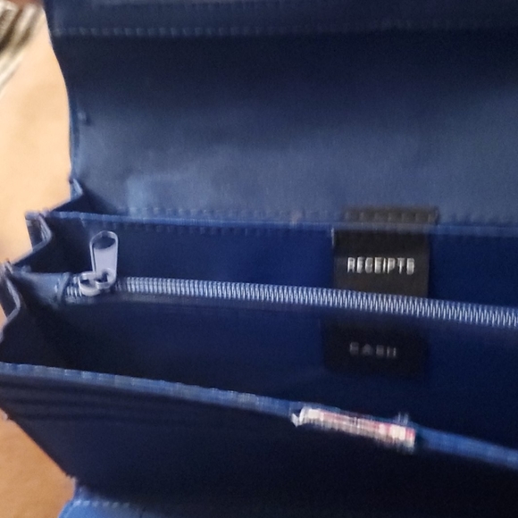 Colorful Wallet - Picture 4 of 4